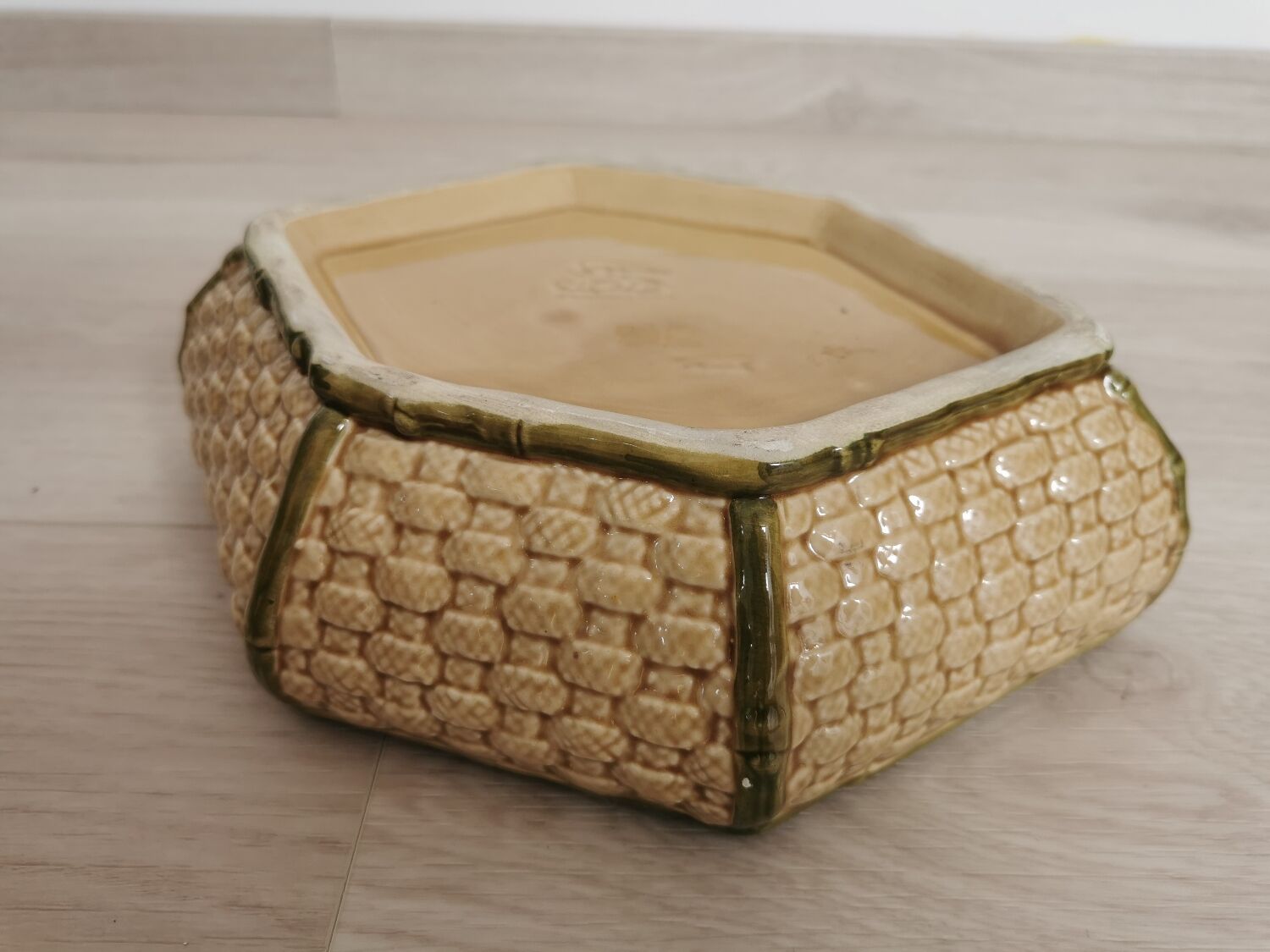 Vintage ceramic jewelry box