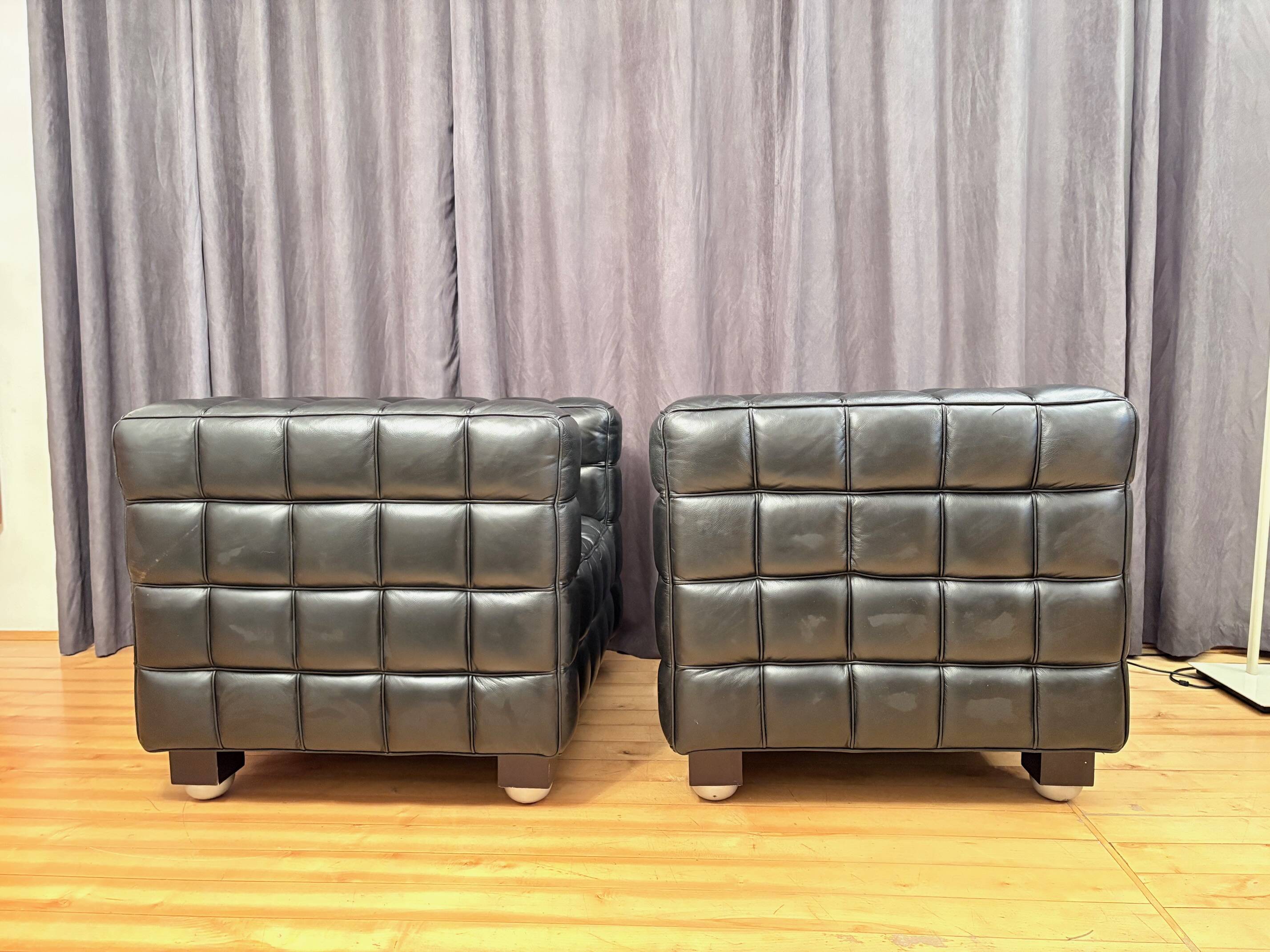 Paire de fauteuils Kubus 8020, conçus par Josef Hoffmann, Wittmann, Autriche