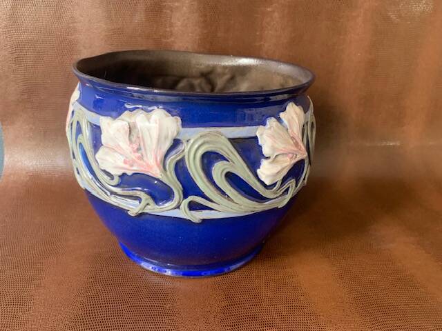 Art Nouveau pot cover in midnight blue ceramic, 1920