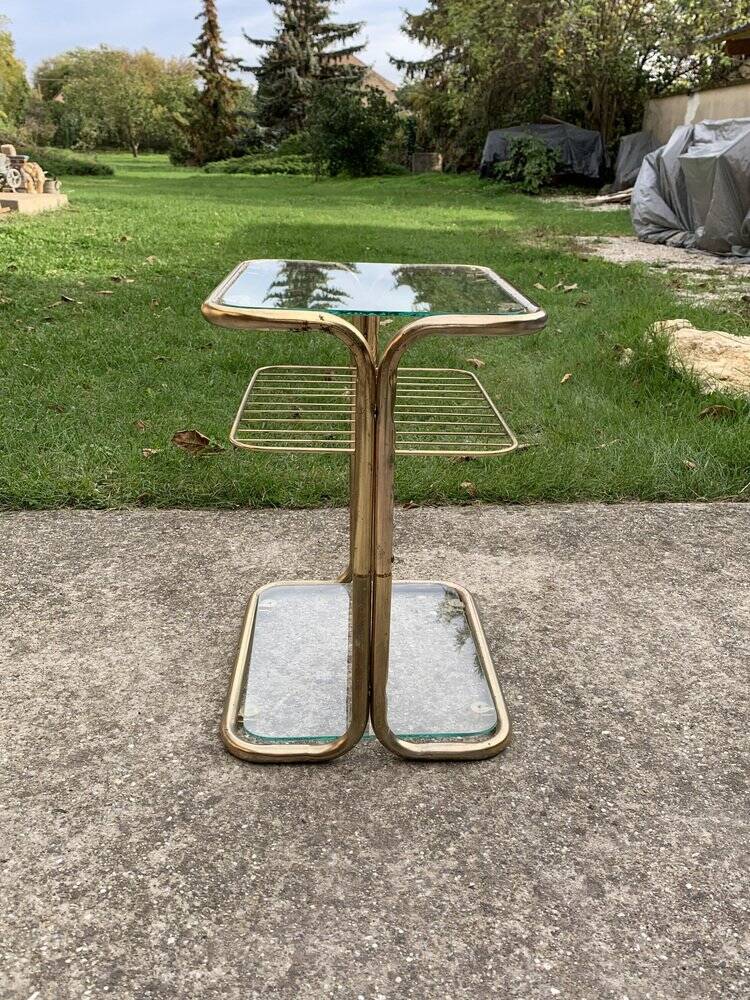 Italian side table in gilded brass and glass, Hollywood Regency style, 1970s.