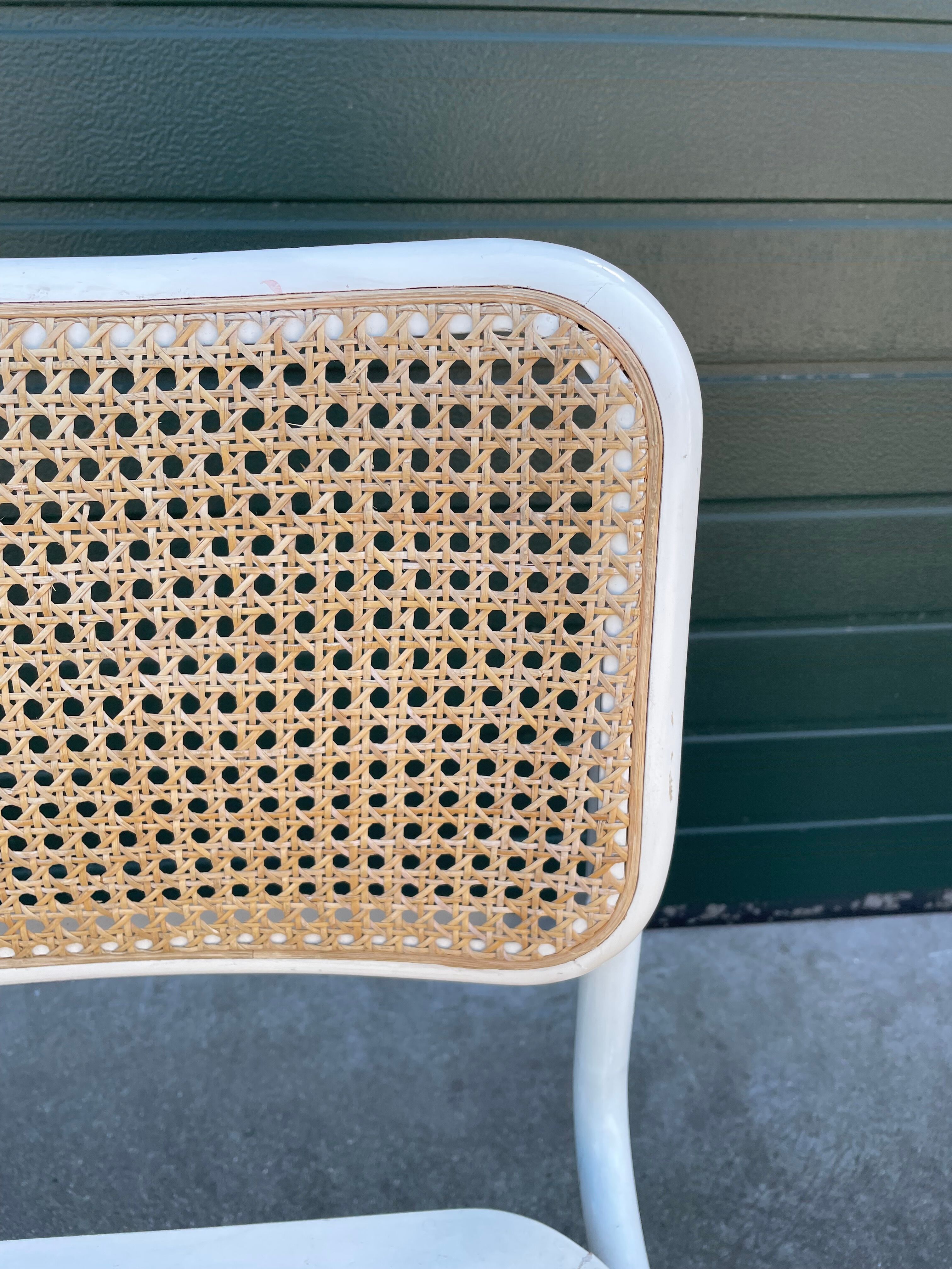 Cesca design chair b32 model in white