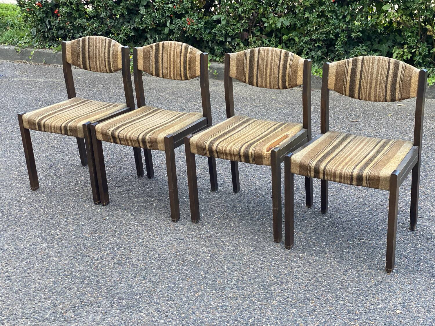 Set of 4 vintage Scandinavian Self chairs in solid wood and wool