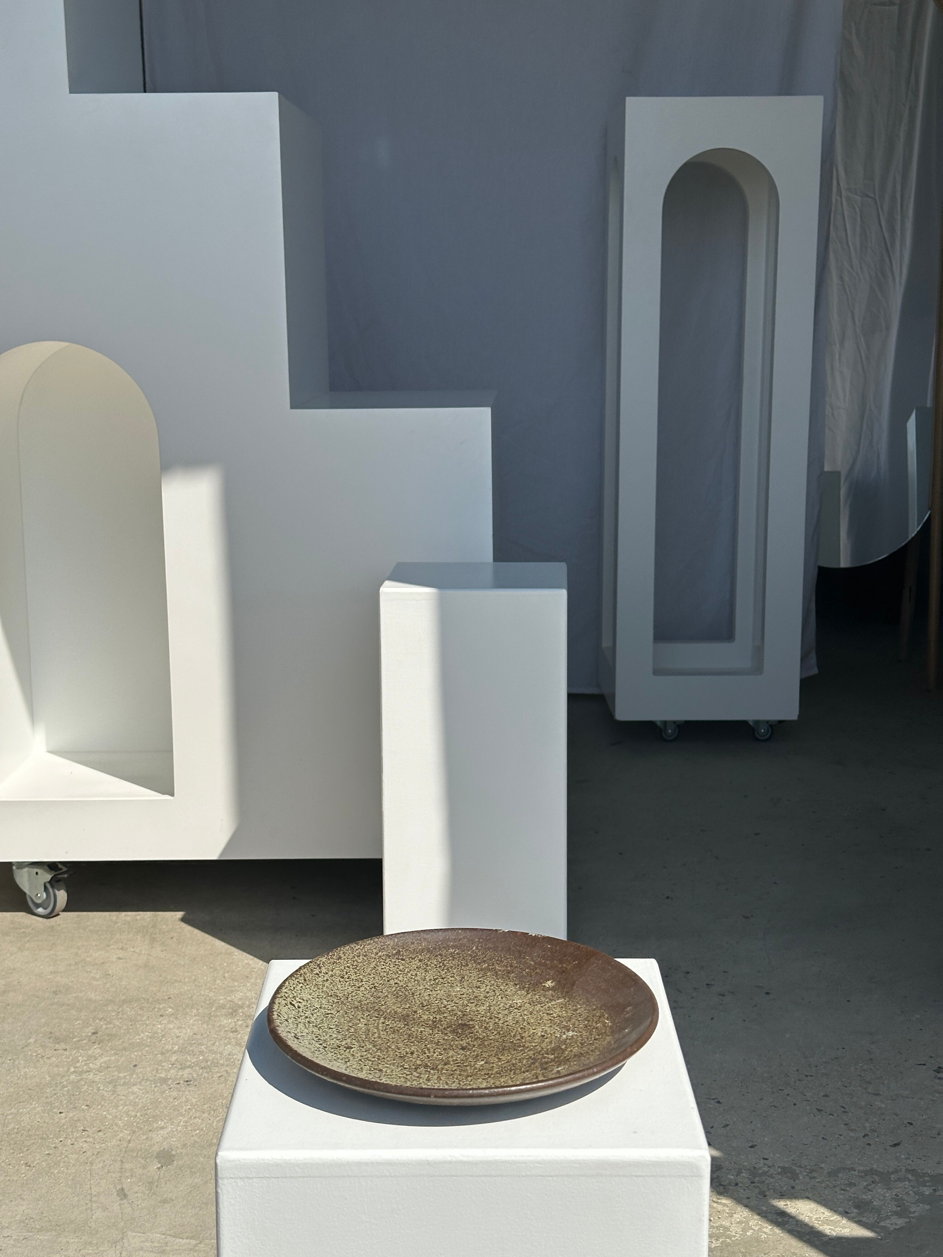 Indonesian green ceramic dish D:26.5