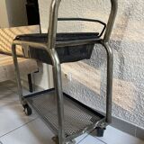 Chariot industriel desserte