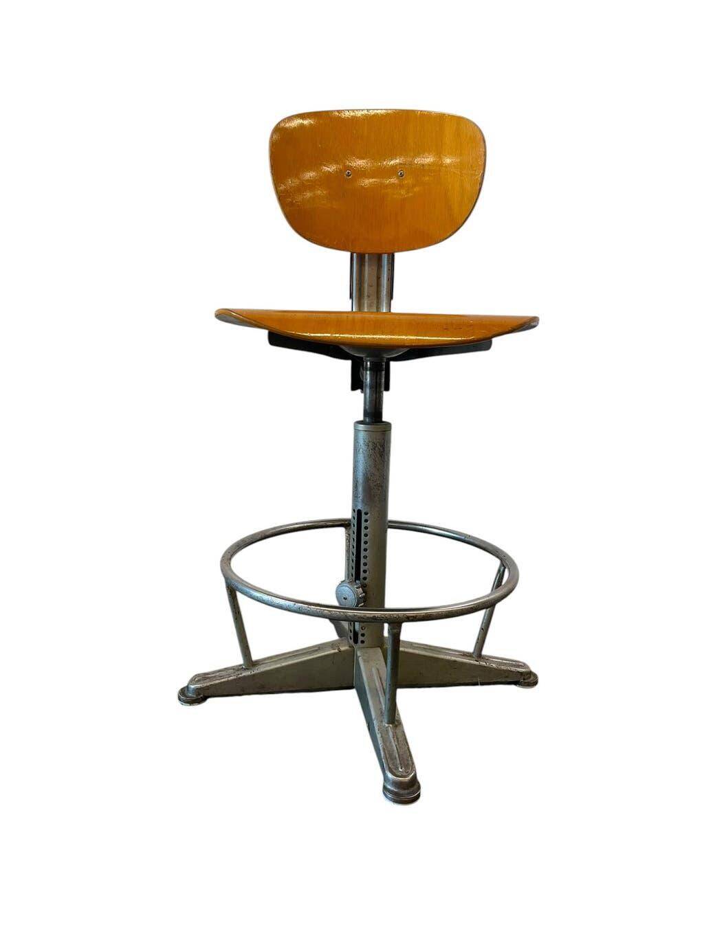 Vintage workshop/office/industrial factory chair