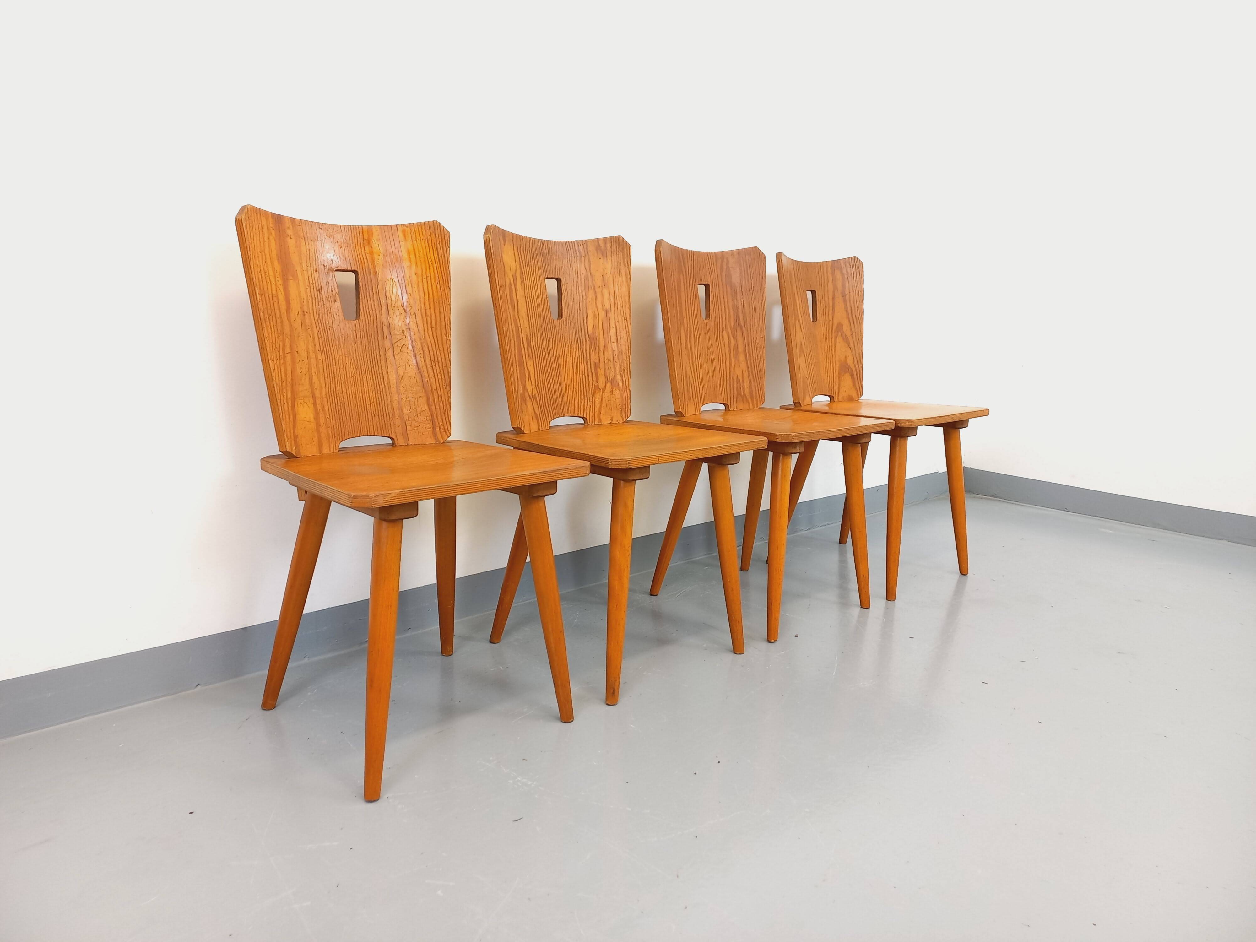 Set of 4 vintage brutalist wooden chairs from the 60s