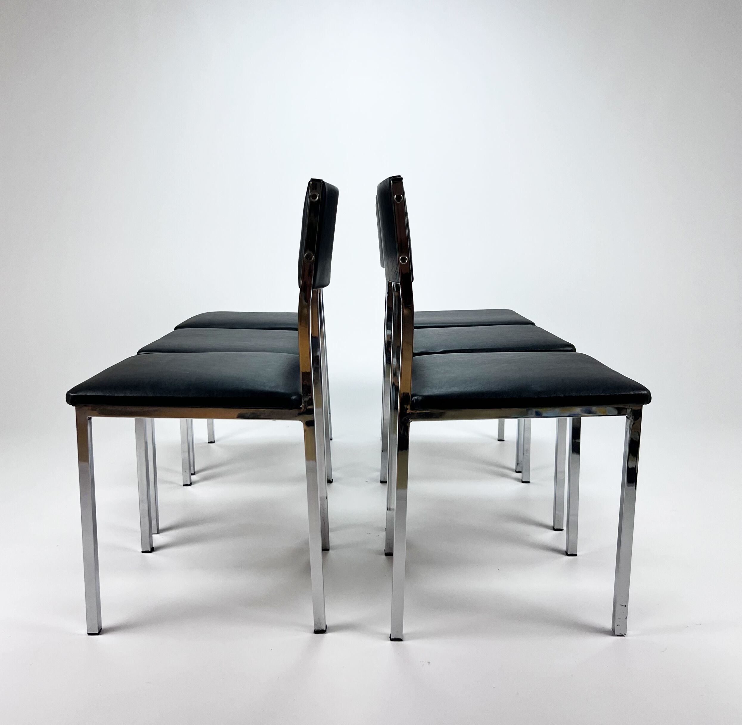 Set of 6 belgium chrome and skai dining chairs, 1960s