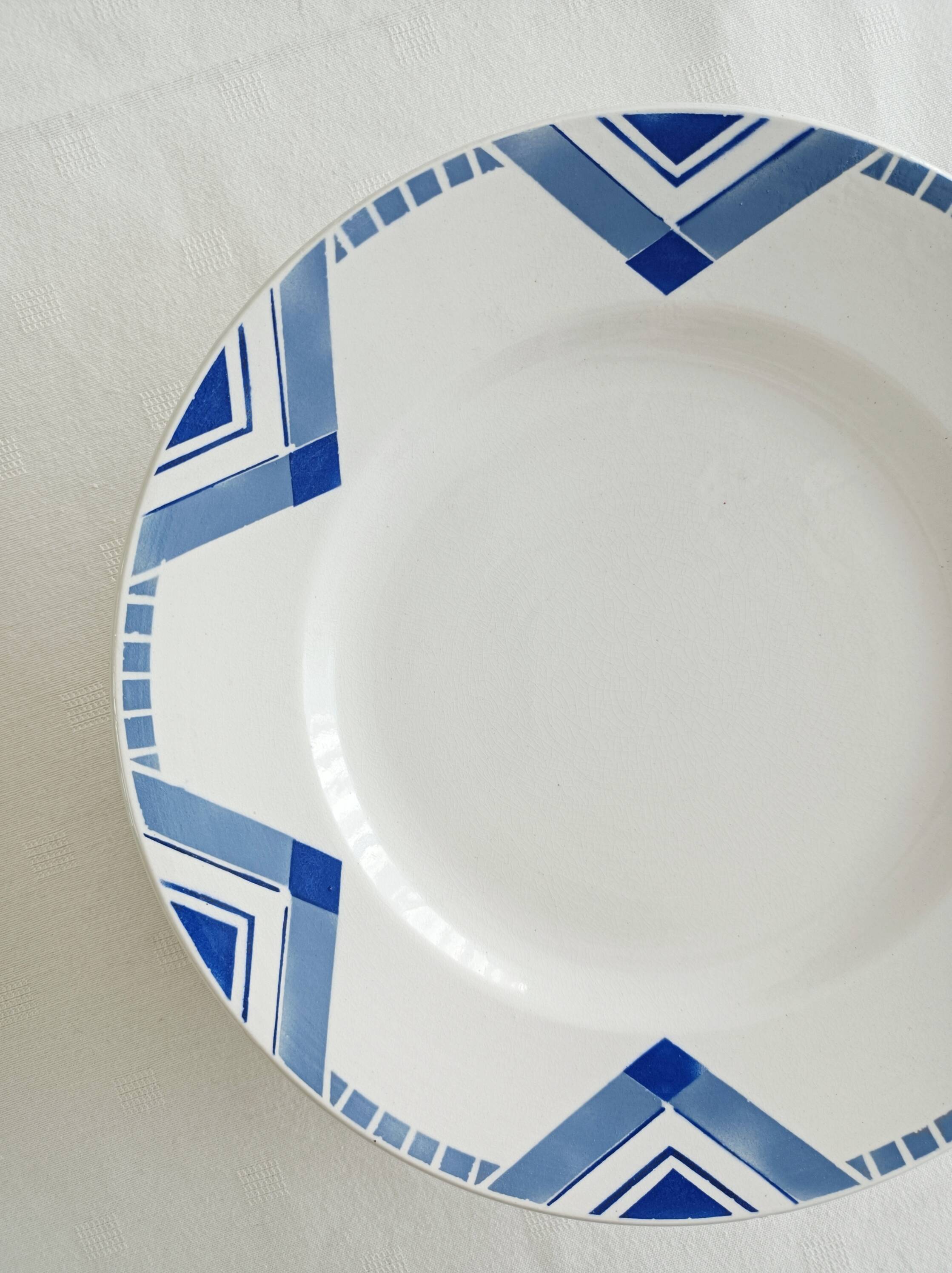 Mounted plate, compote dish Moulin des loups Pax