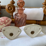 Pair of ceramic hooks