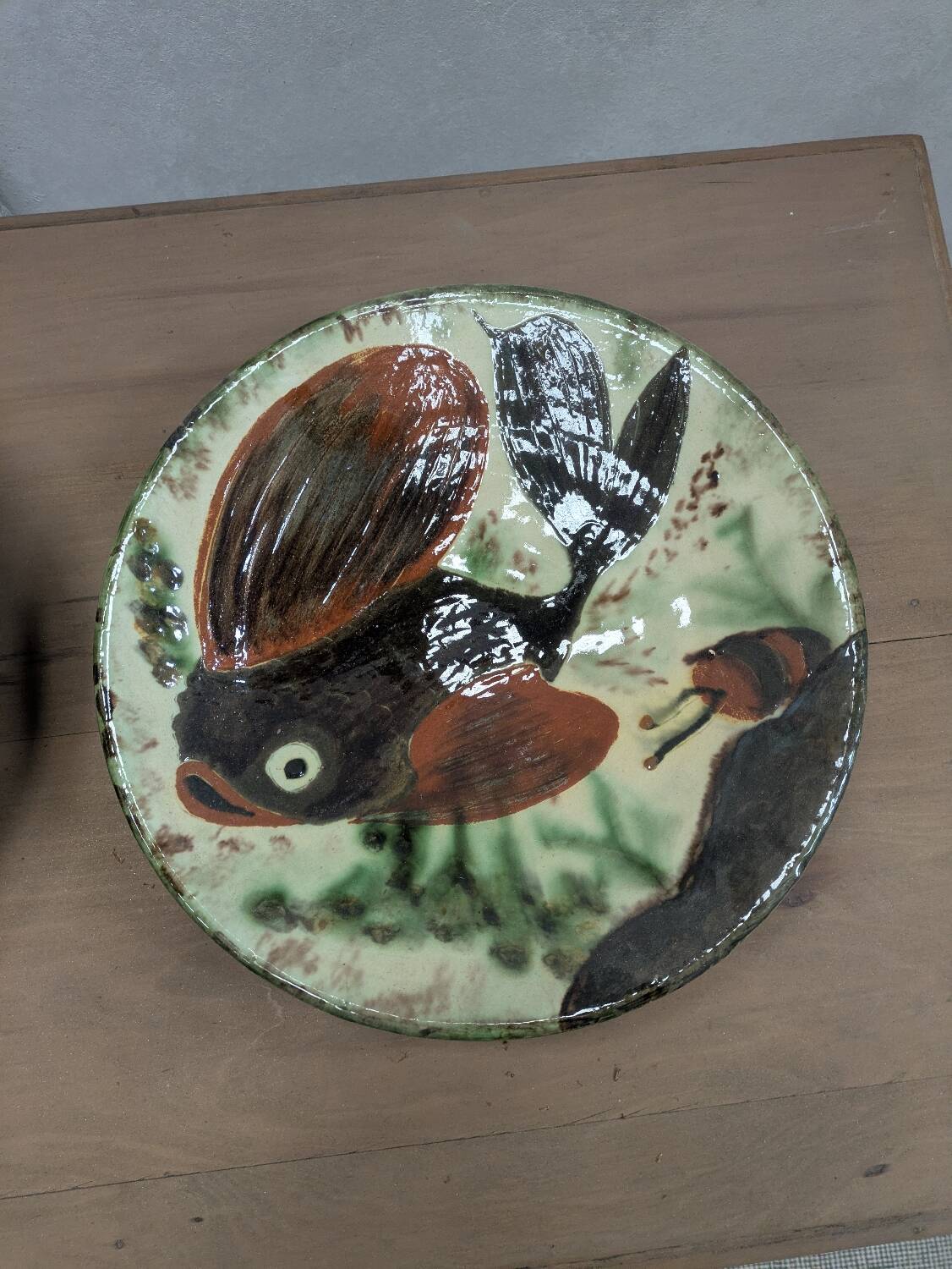 2 large Puigdemont dishes