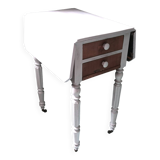 Table with drop-leaf parts