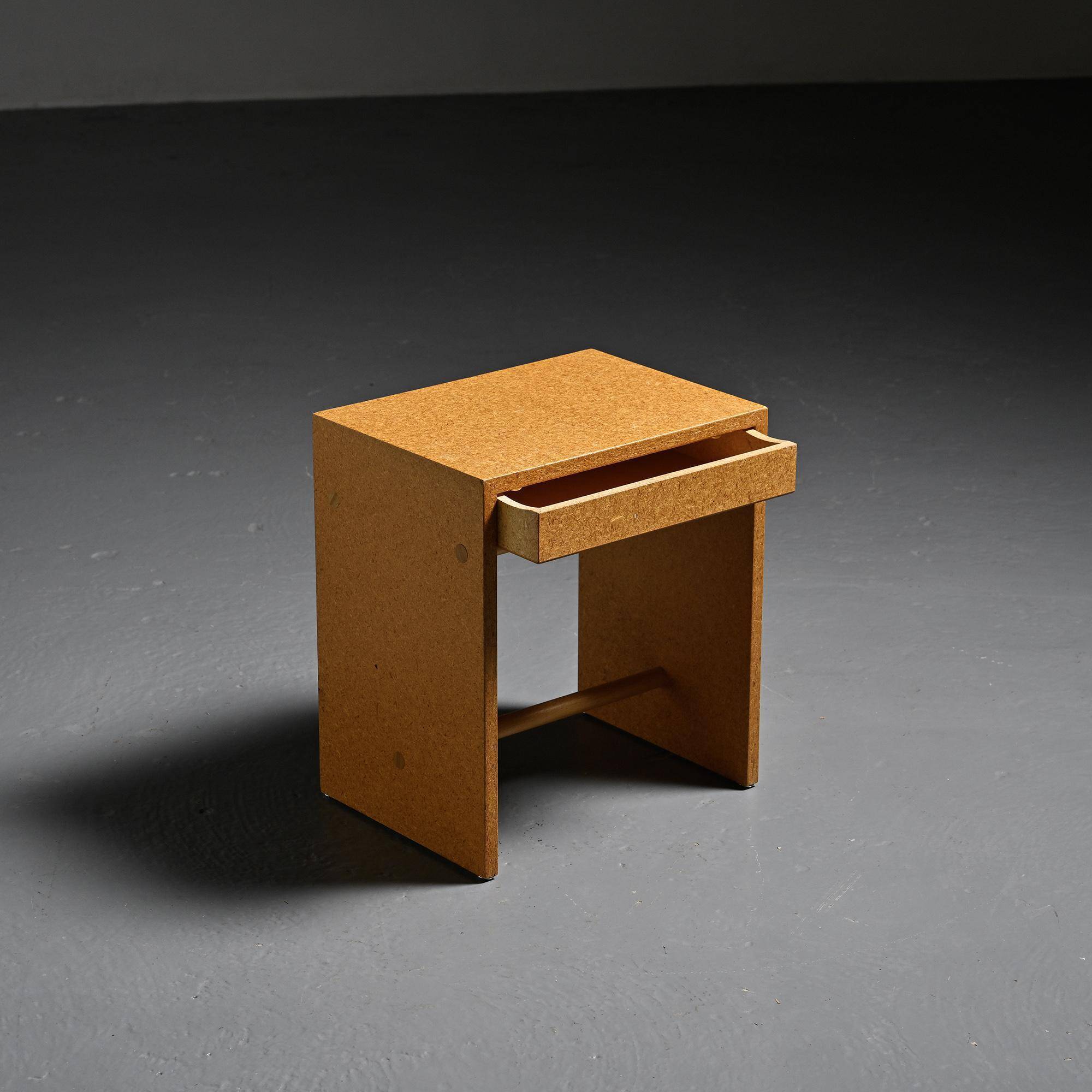 Rare stool in particle board by Max Bill, Ulm, circa 1962.