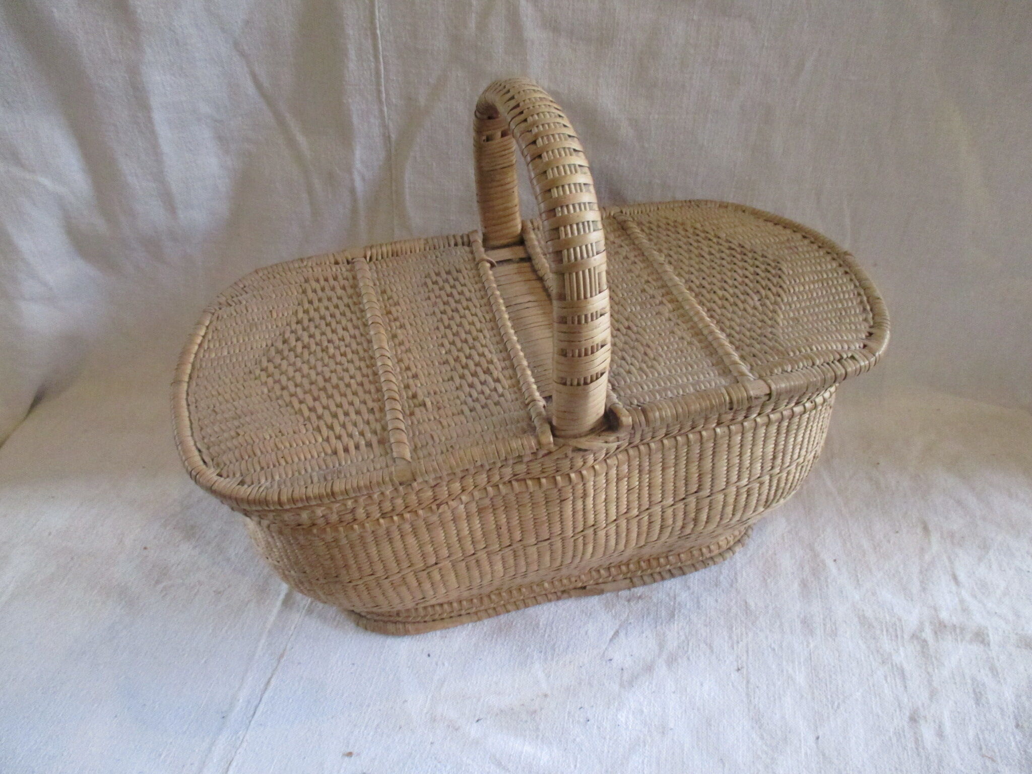 Basket wicker early 20th