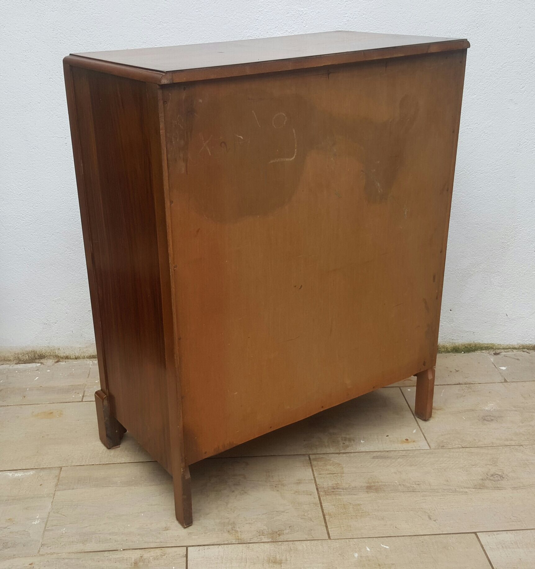 Art Deco chest of dravers