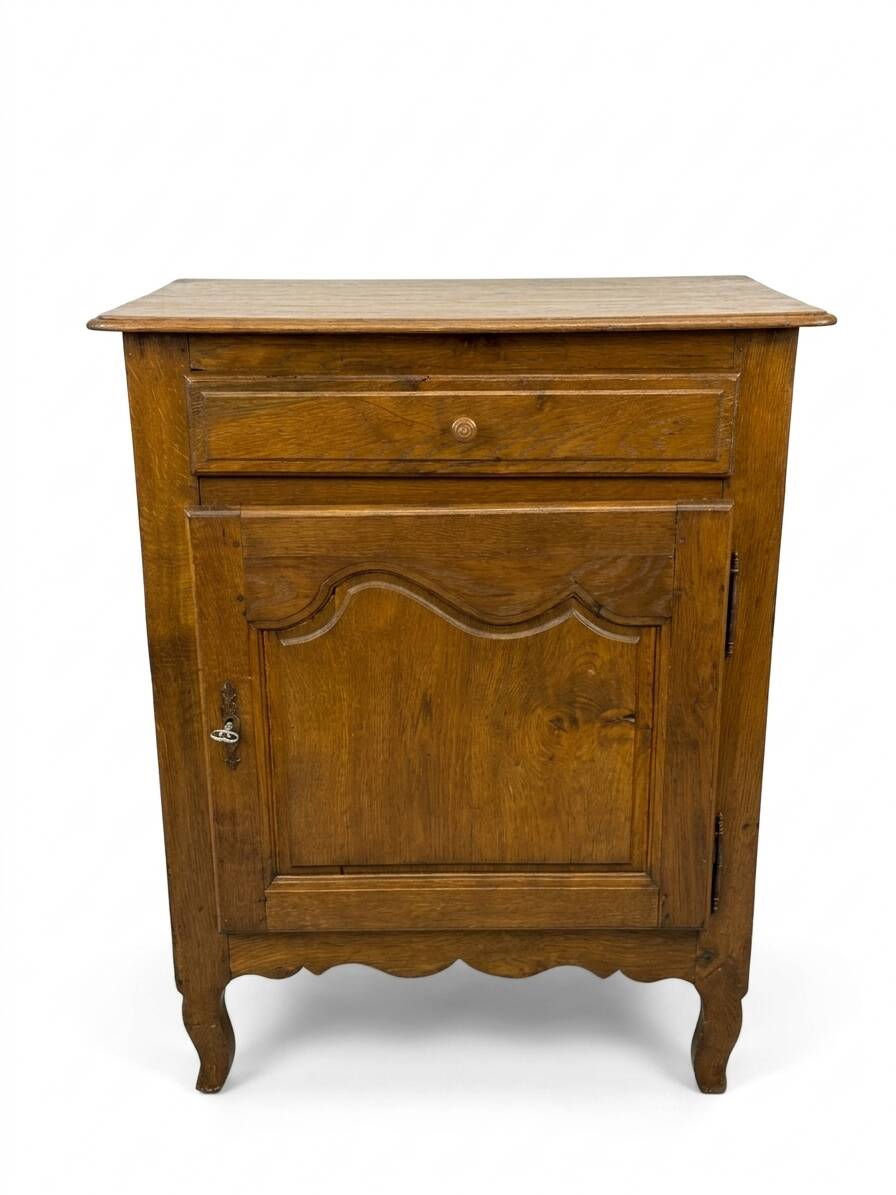 Antique oak confiturer