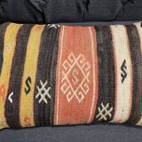 Couverture d’oreiller de tapis faite à la main