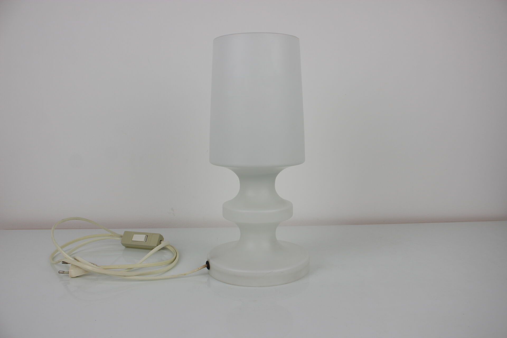 Mid-century allglass table lamp/ Osvětlovací sklo Valašské Meziříčí, 1970's