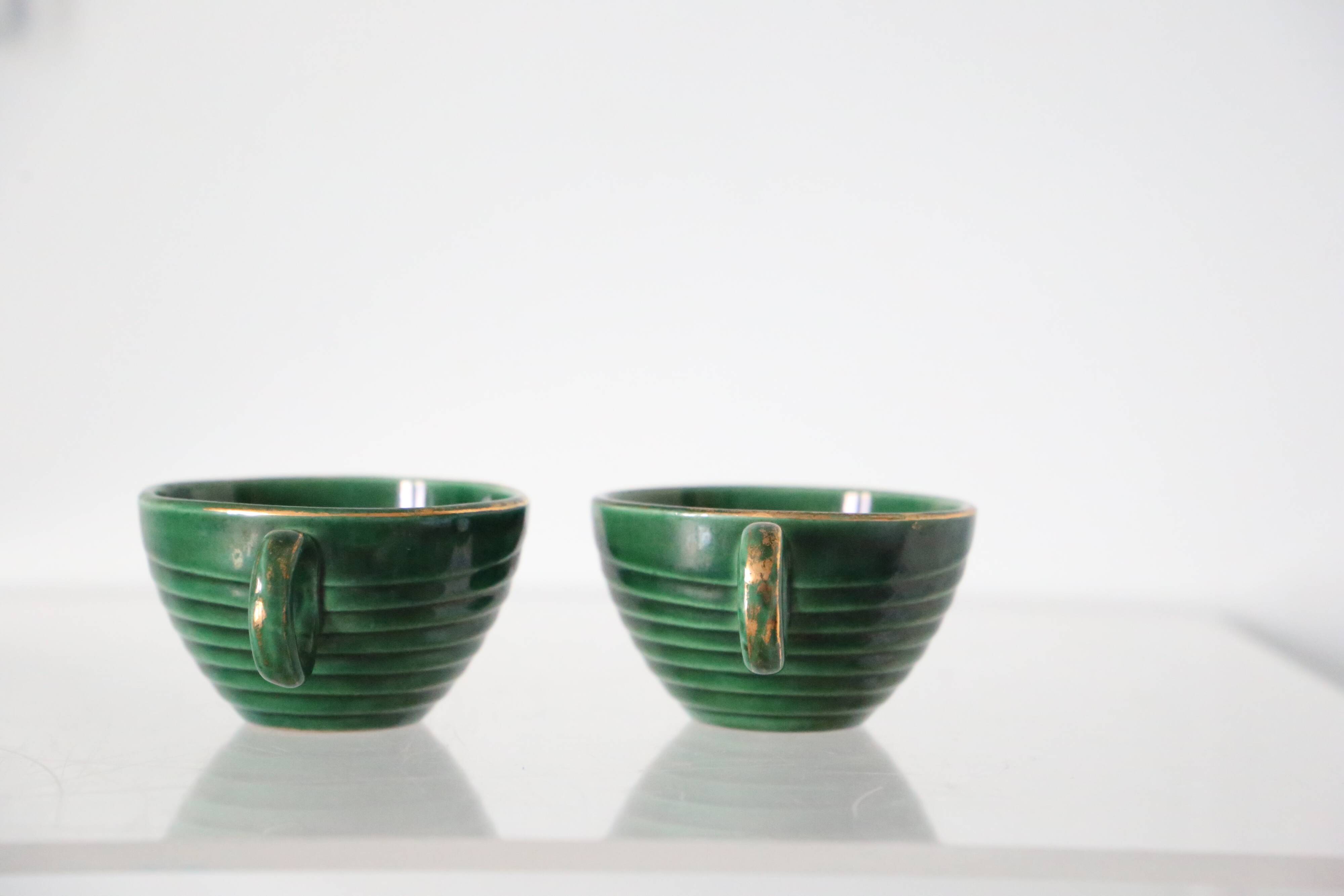 Paire de tasses vertes St Clément vintage