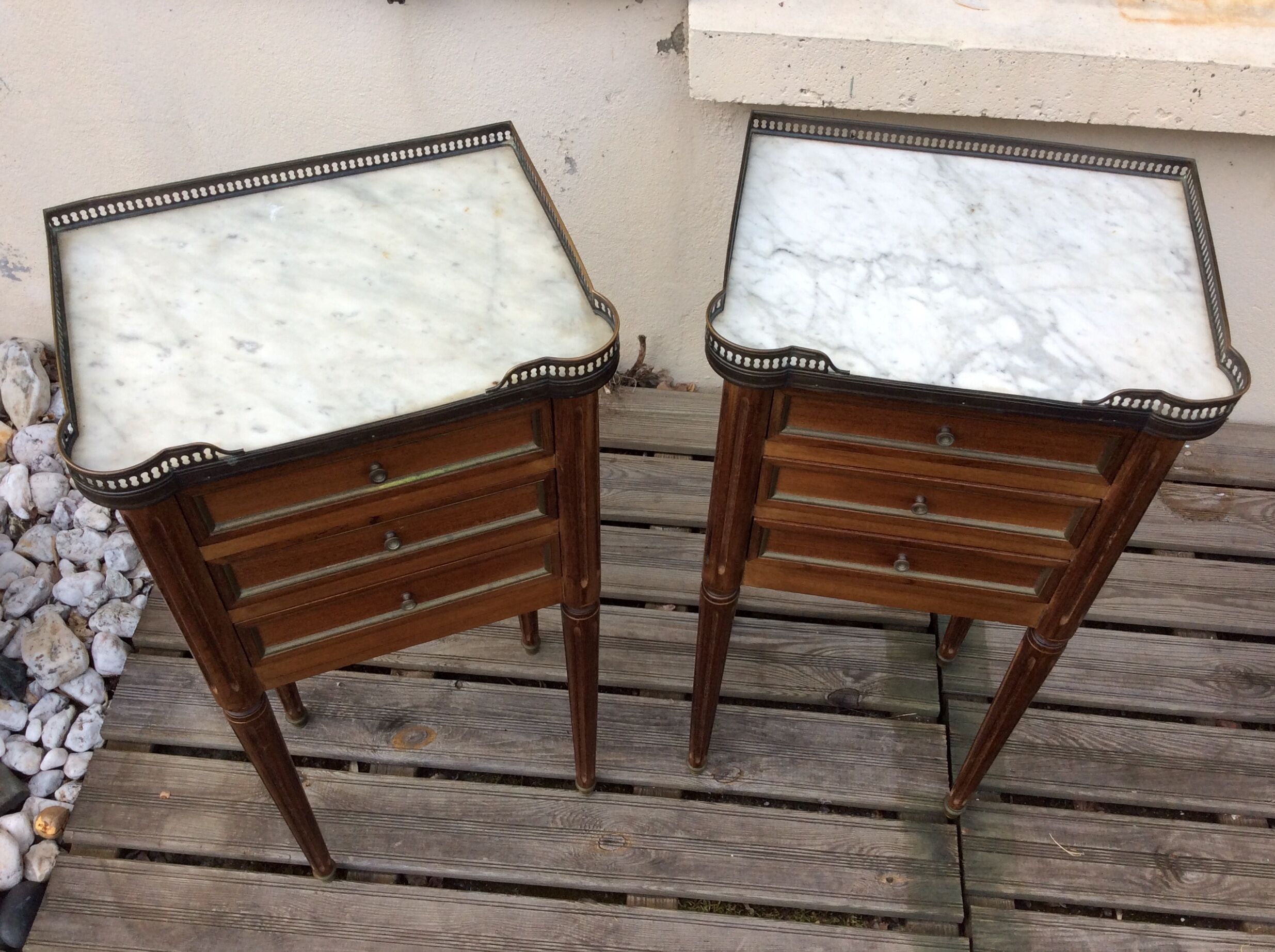 2 bedside tables Louis XVI style