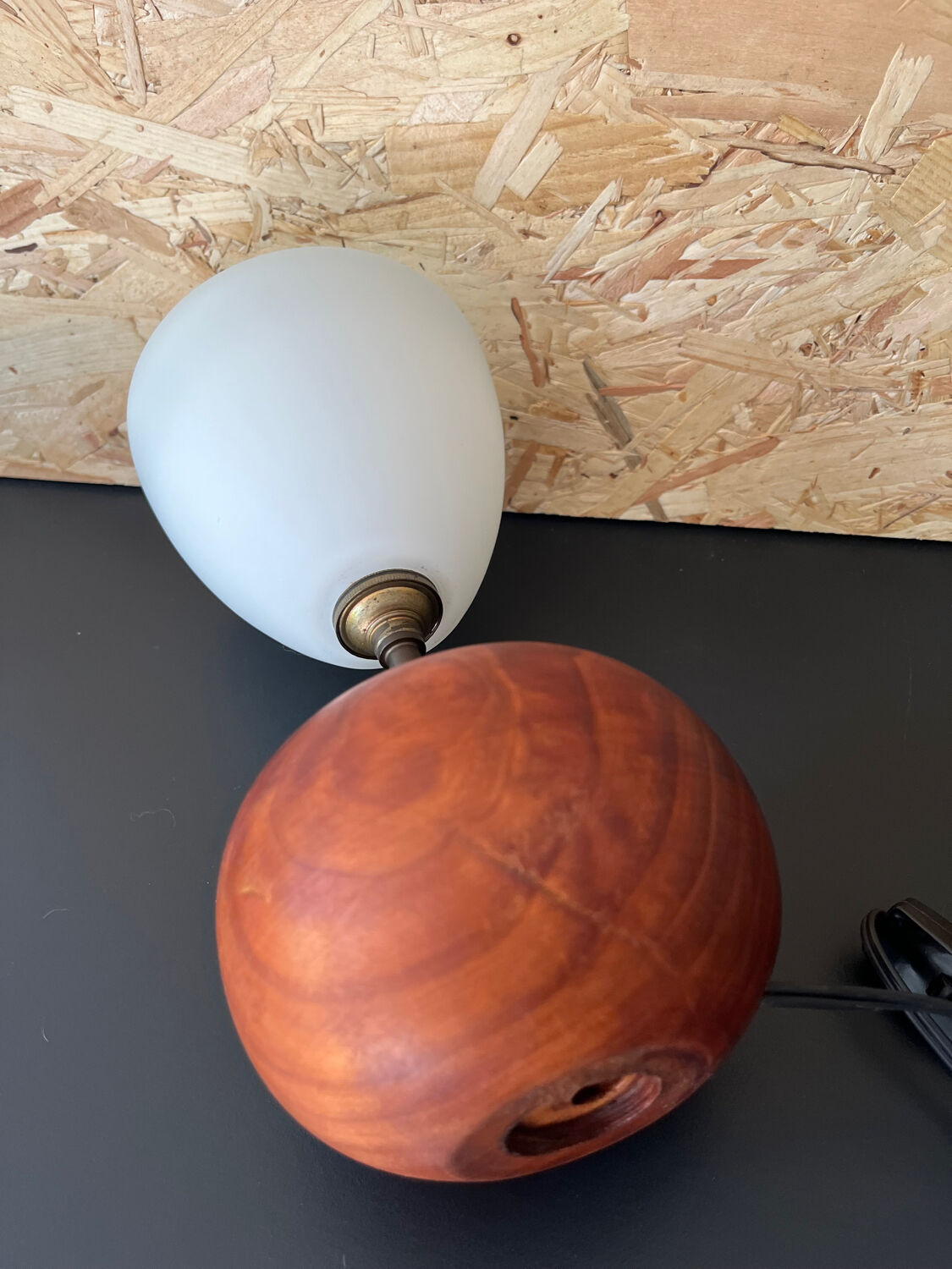 Small model wooden ball lamp with molded glass tulip
