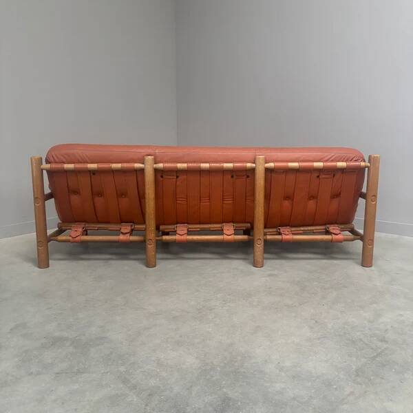 Brutalist, Brazilian style leather lounge sofa, 1960s
