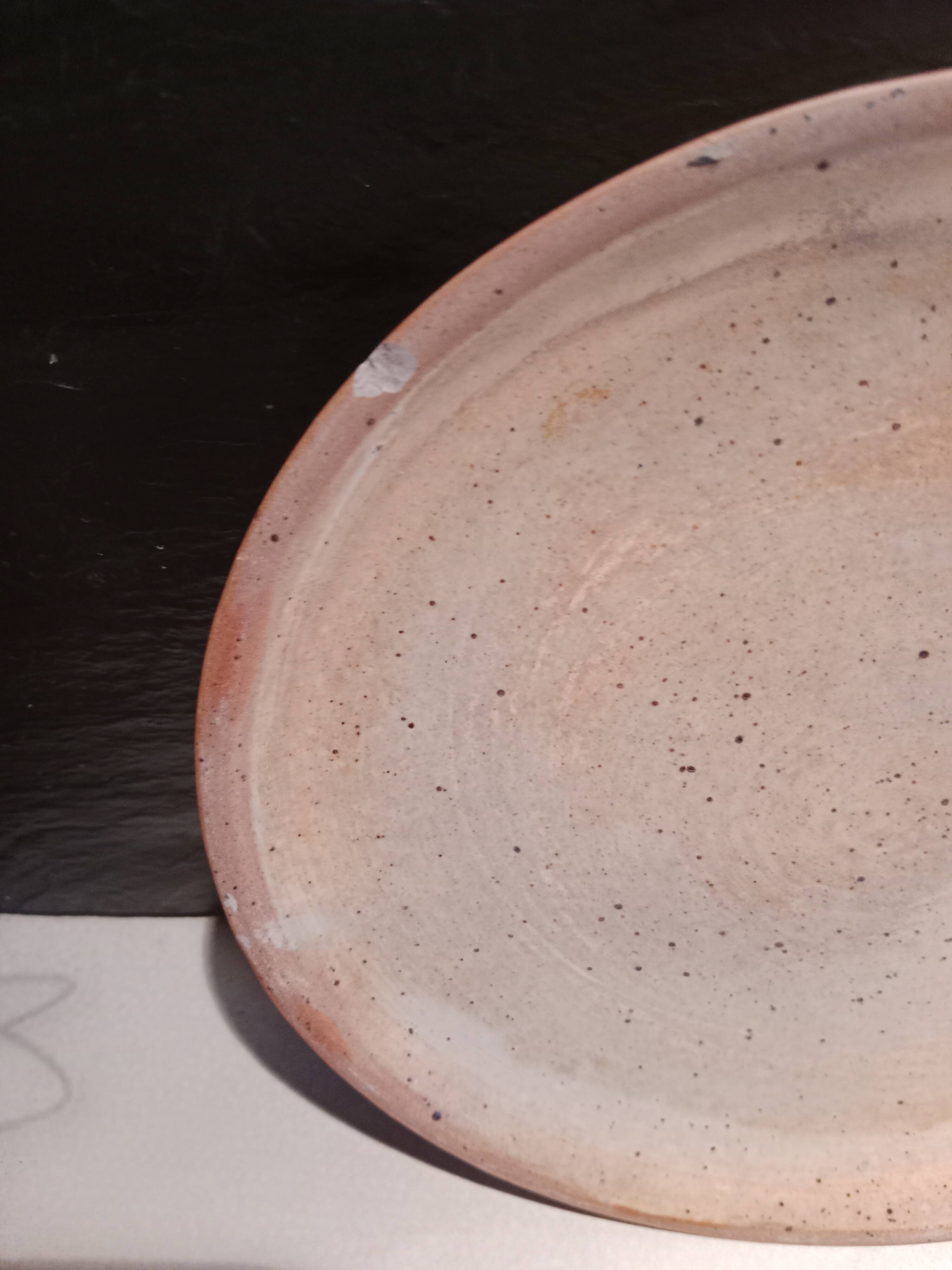 Stoneware plates