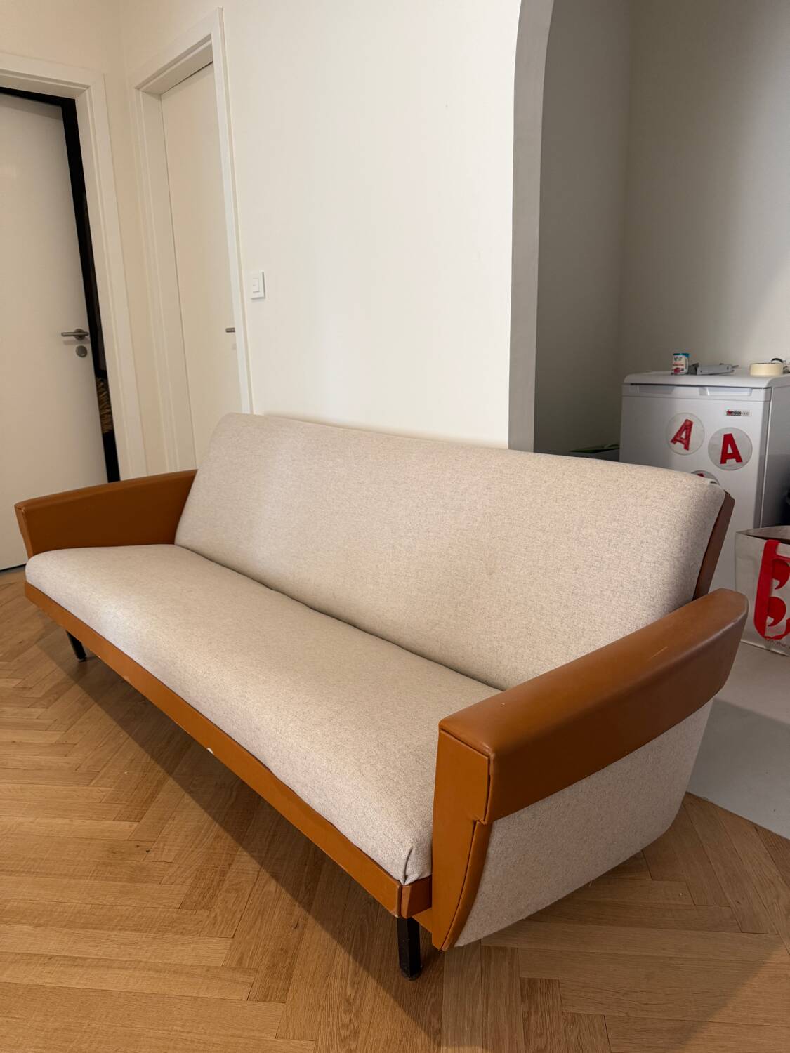 Convertible sofa design