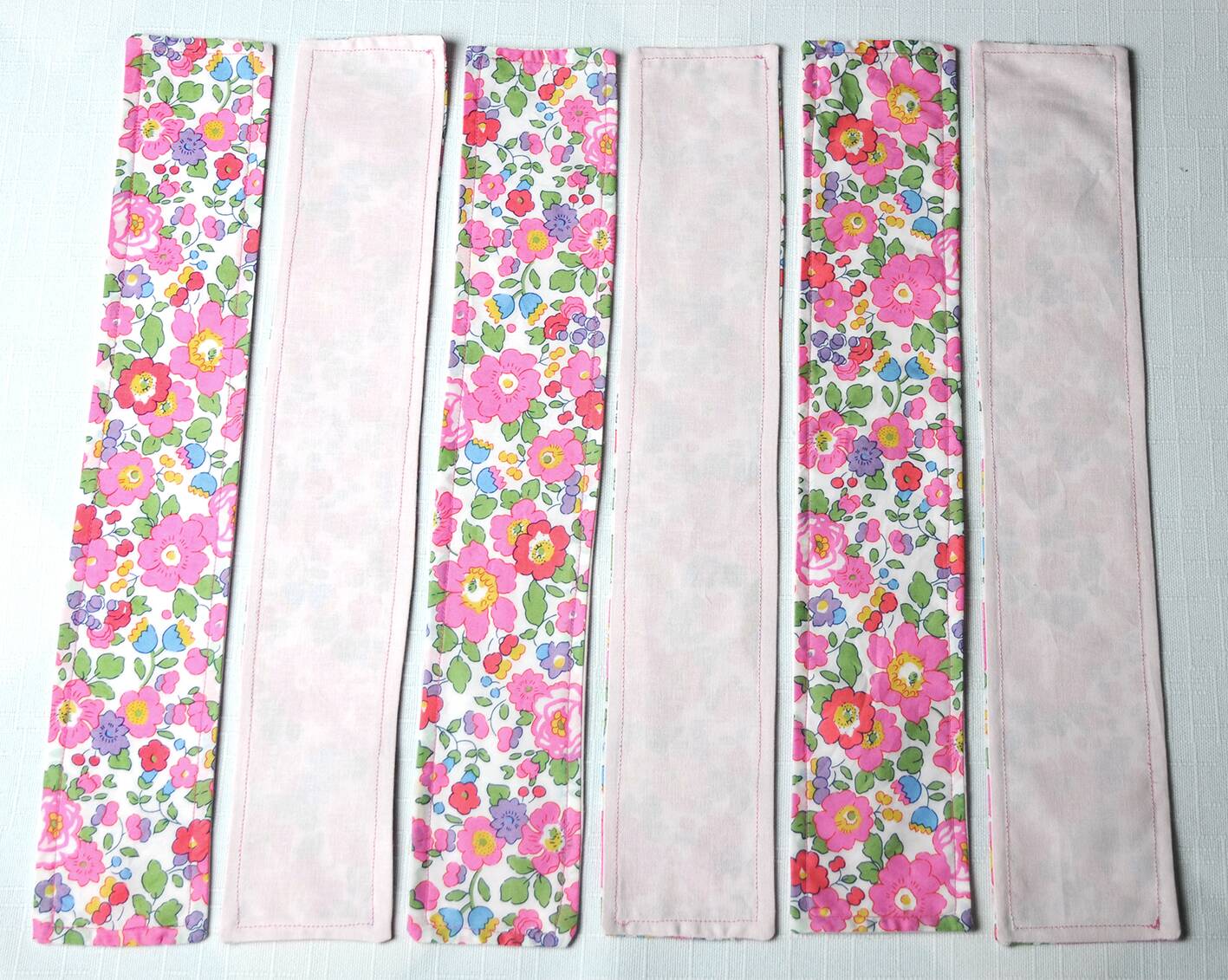 6 serviettes de table brodées à la main