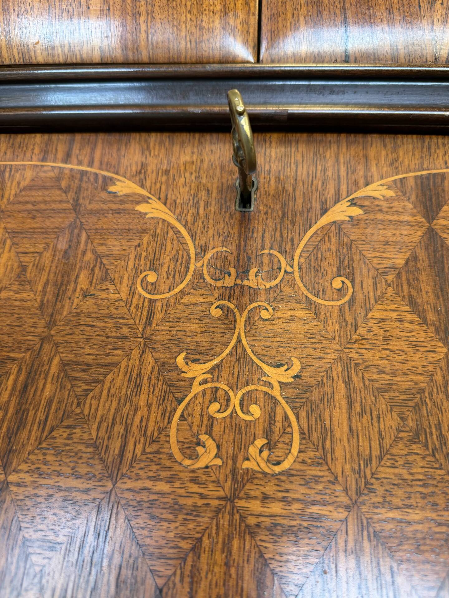 Secretary credenza in marquetry in the Italian Louis XV style from the mid-century, 1960.