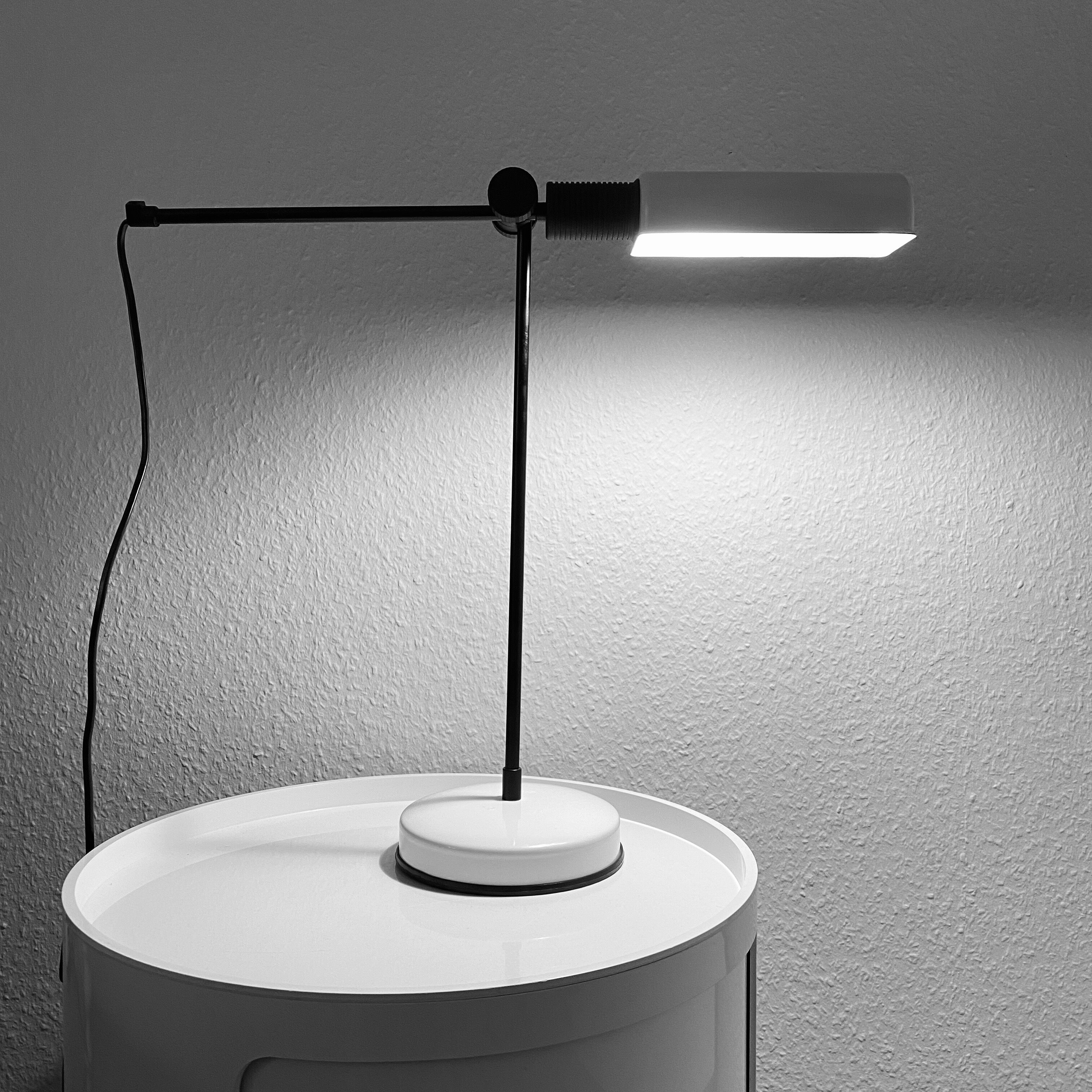 Veneta Lumi desk lamp, 80's made in Italy