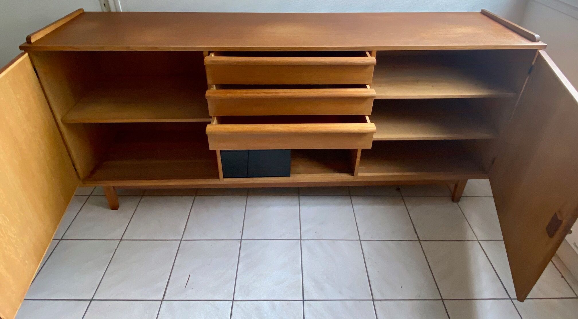 Light wood sideboard 1960