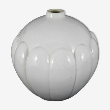 Bucket ball vase