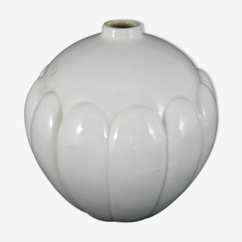 Vase boule à godrons