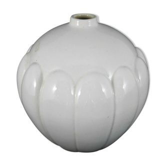 Bucket ball vase