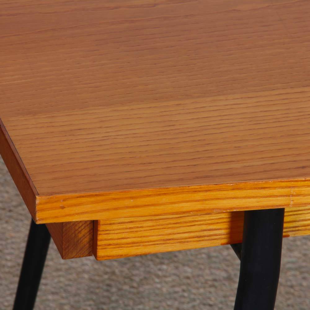 Table de repas en chêne et métal, années 1960