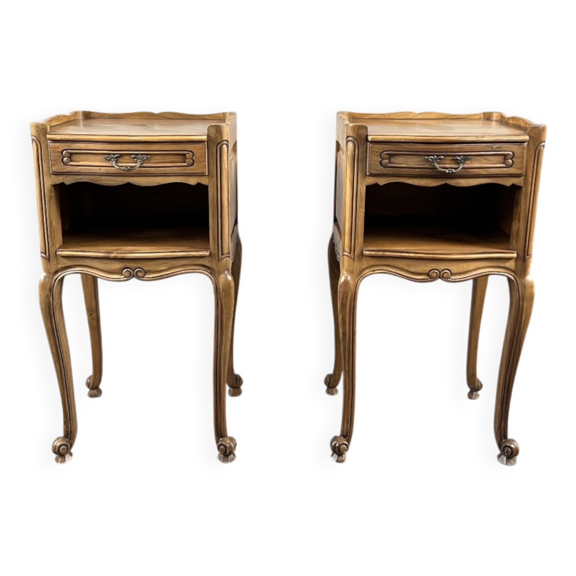 Pair of Louis XV style bedside tables in wood, 20th century