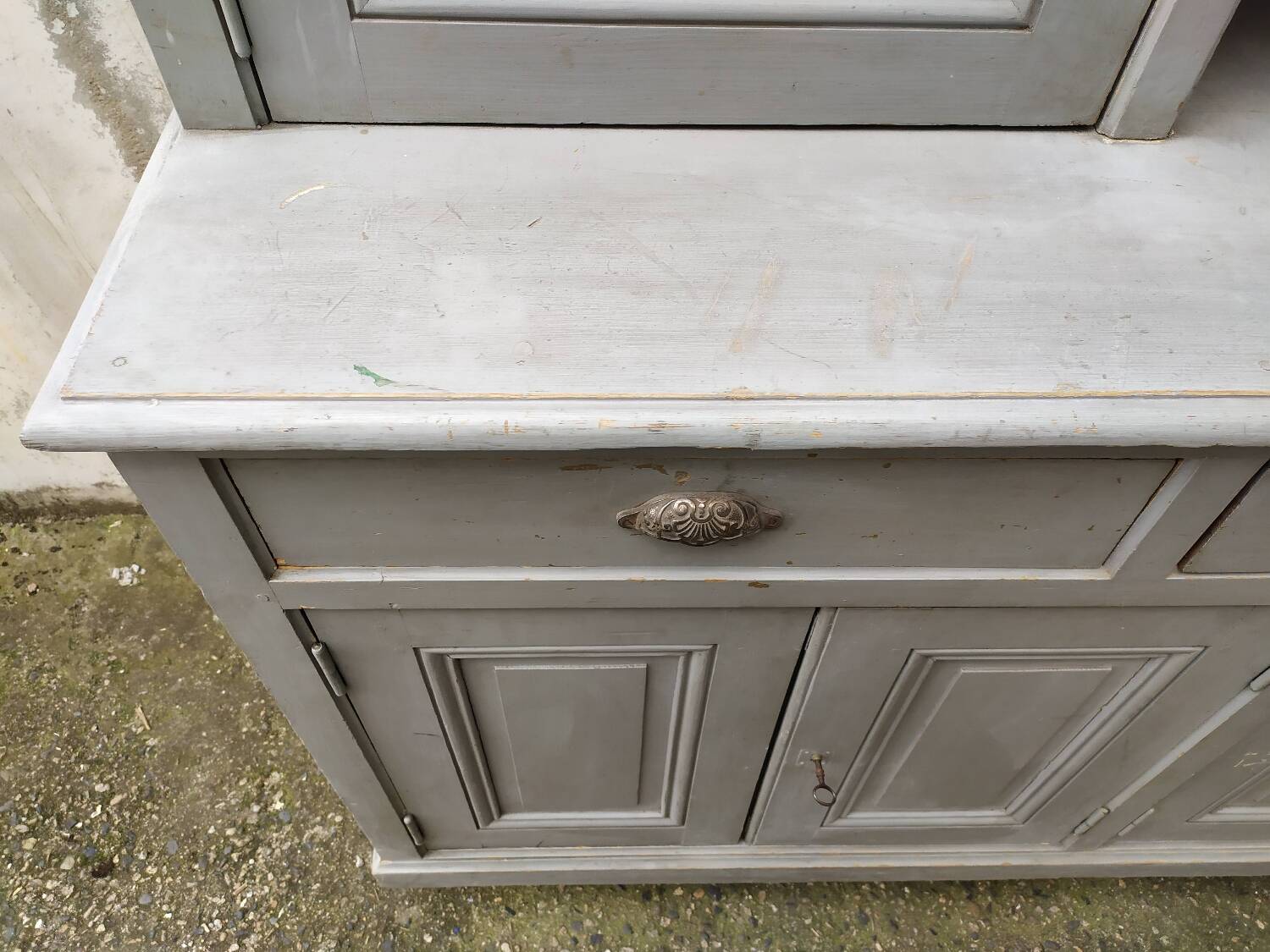 Gray patinated kitchen cabinet