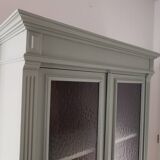 Armoire vitrée parisienne