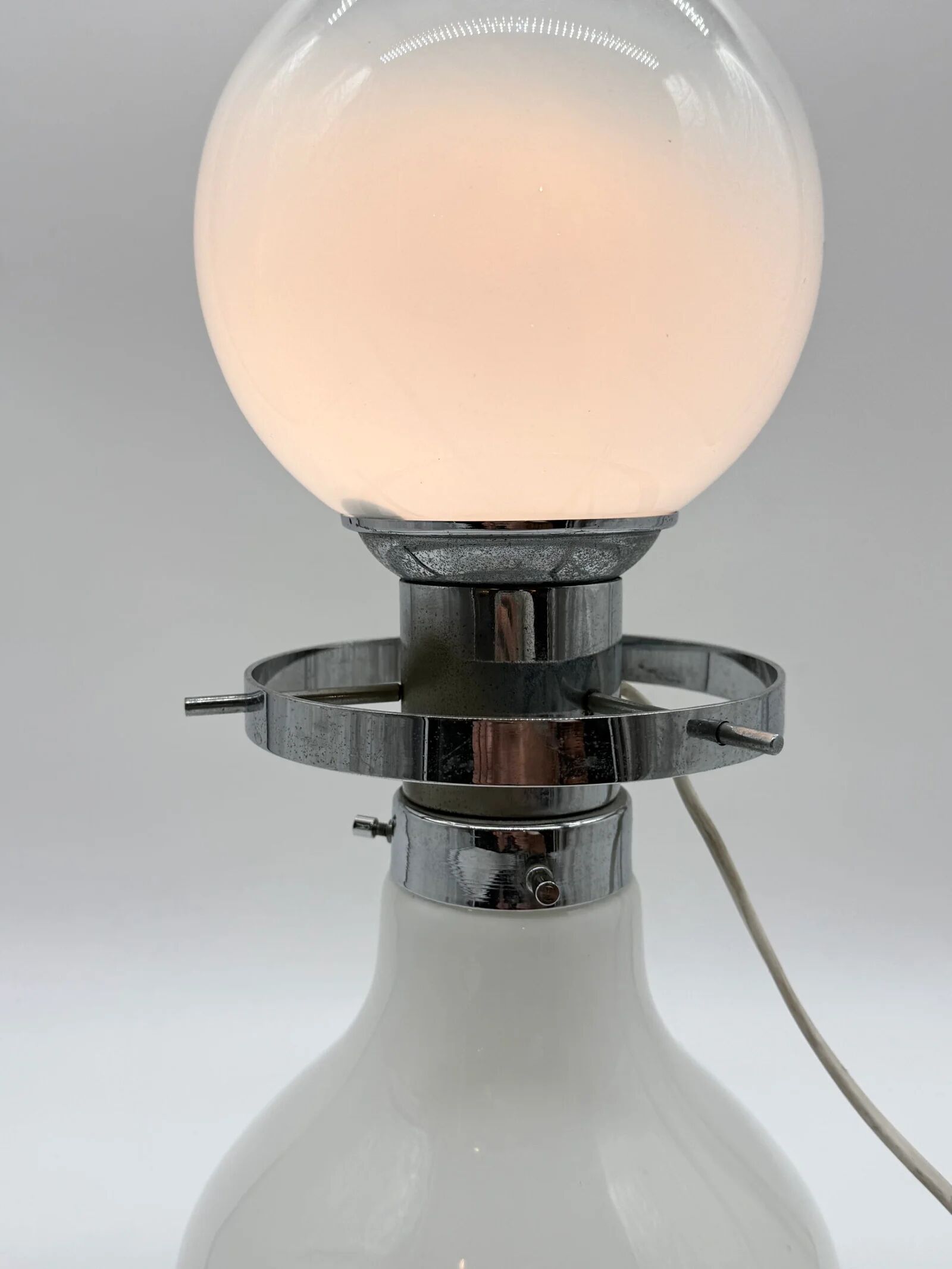 "Space Age" chrome table lamp, Italy 1970s