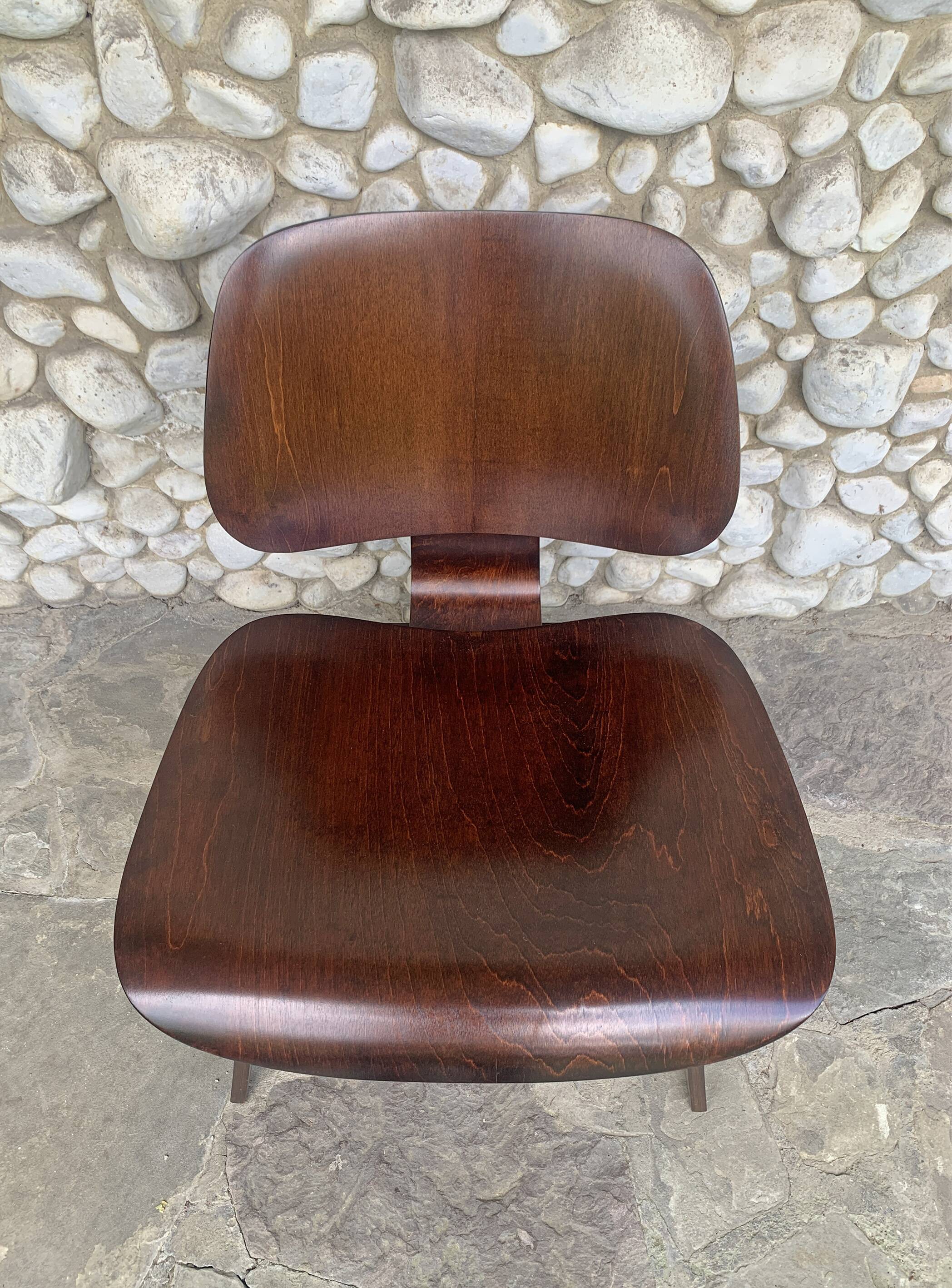 Fauteuil LCW Lounge Eames par Evans / Herman Miller 1950s