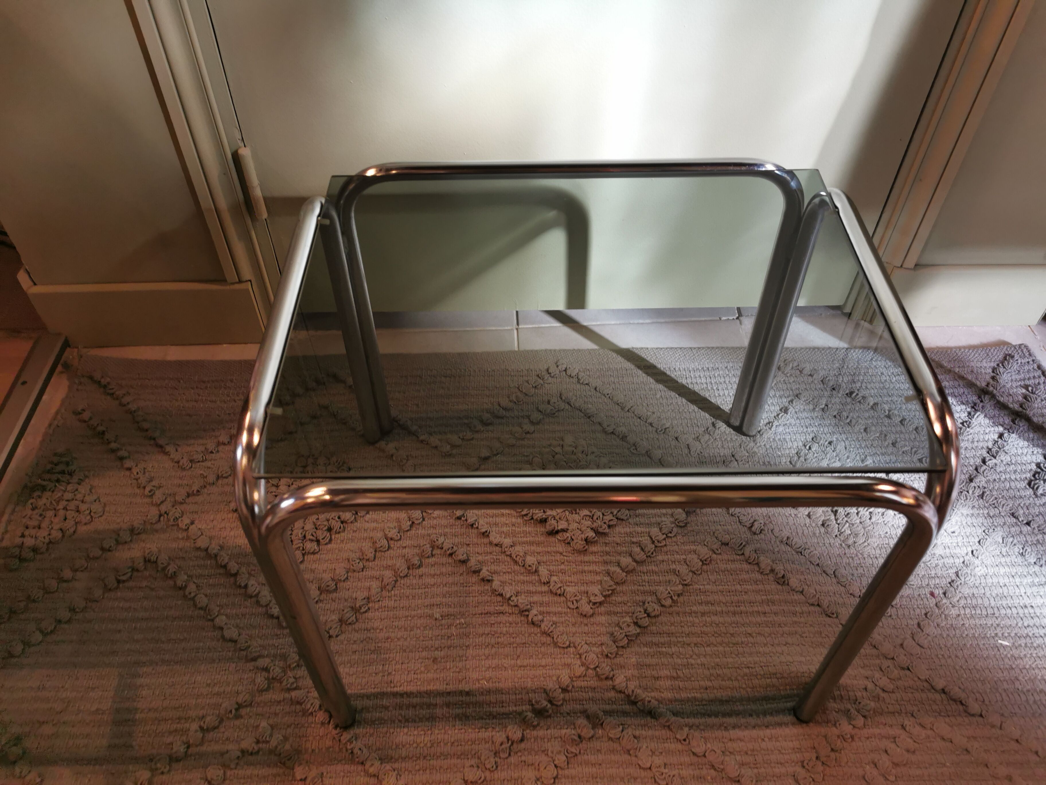 Table basse chromée années 70