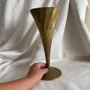 30 cm cornette vase in glass and brass from the 1950s