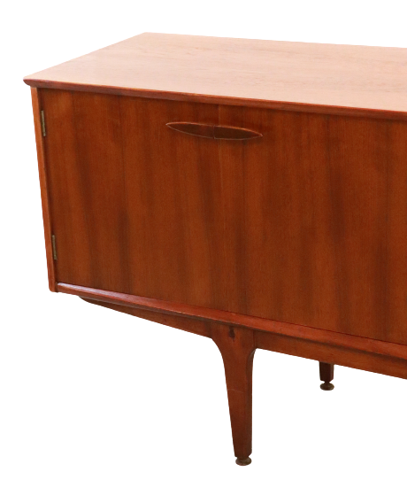 Jentique vintage sideboard 'winwick' | 182.7 cm