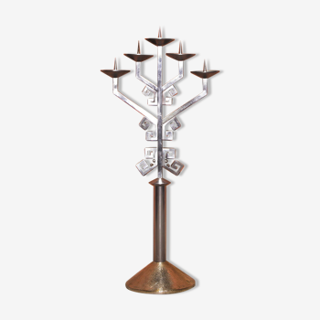 Xl brutalist candle holder 115 cm with hammerd feet