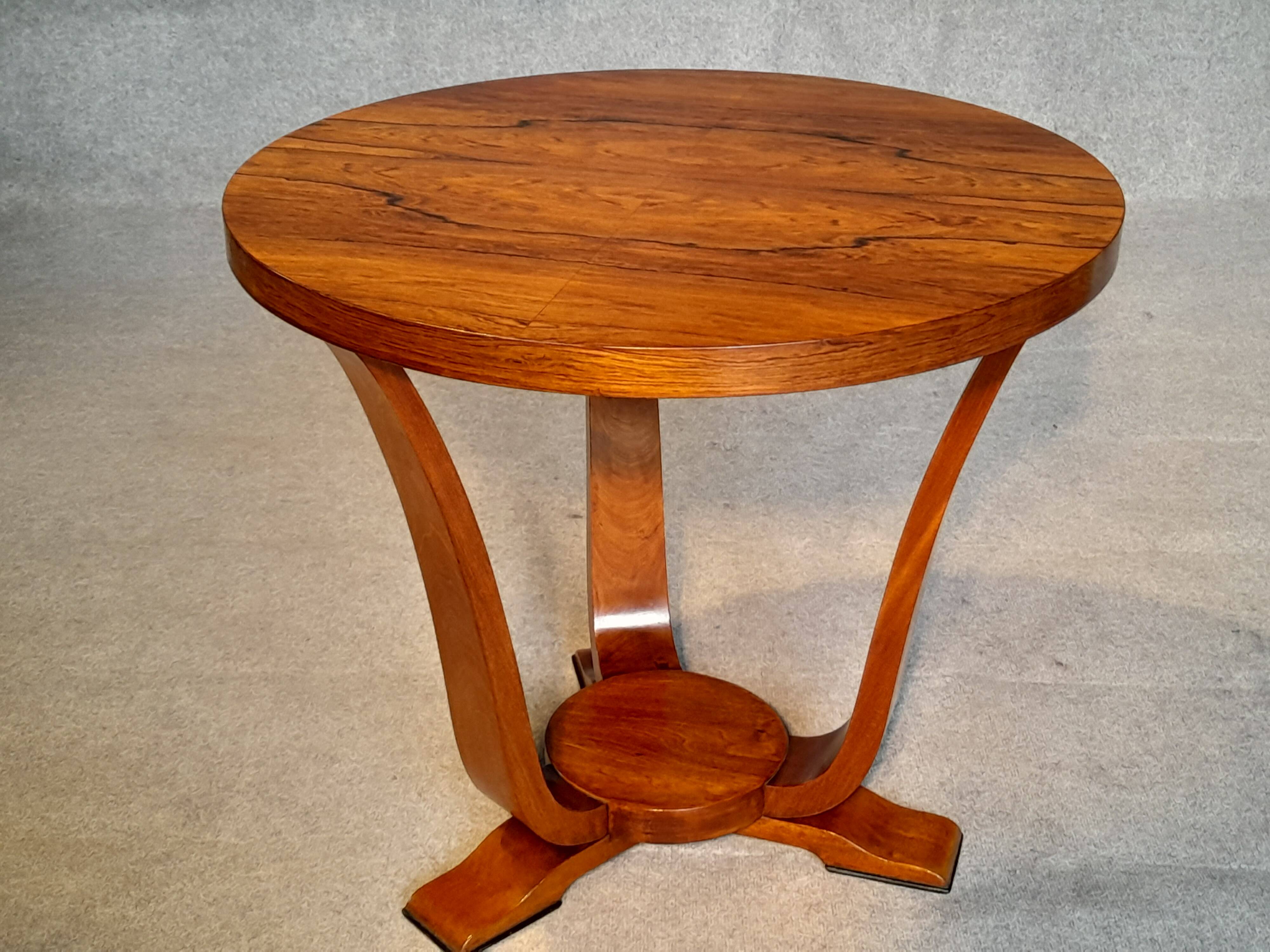 Art Deco pedestal table