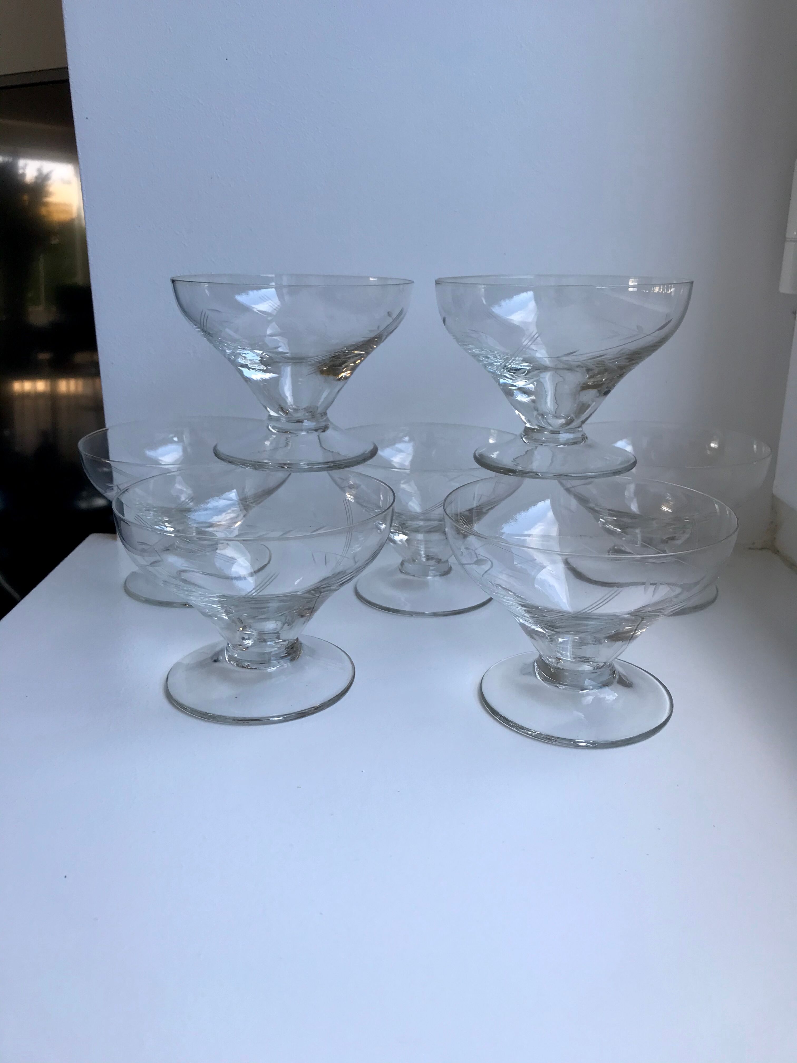 Set of 7 crystal champagne glasses engraved, 50-60s