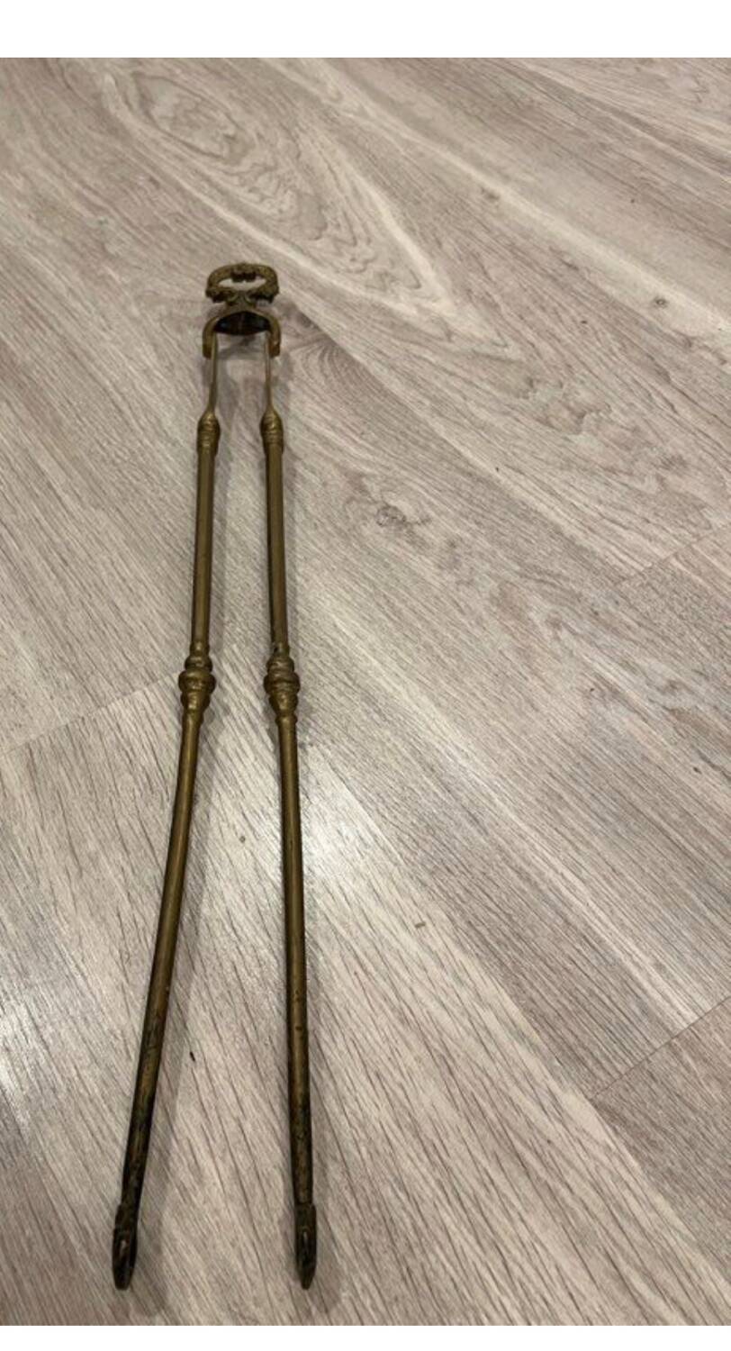 Necessary fireplace set in brass or bronze