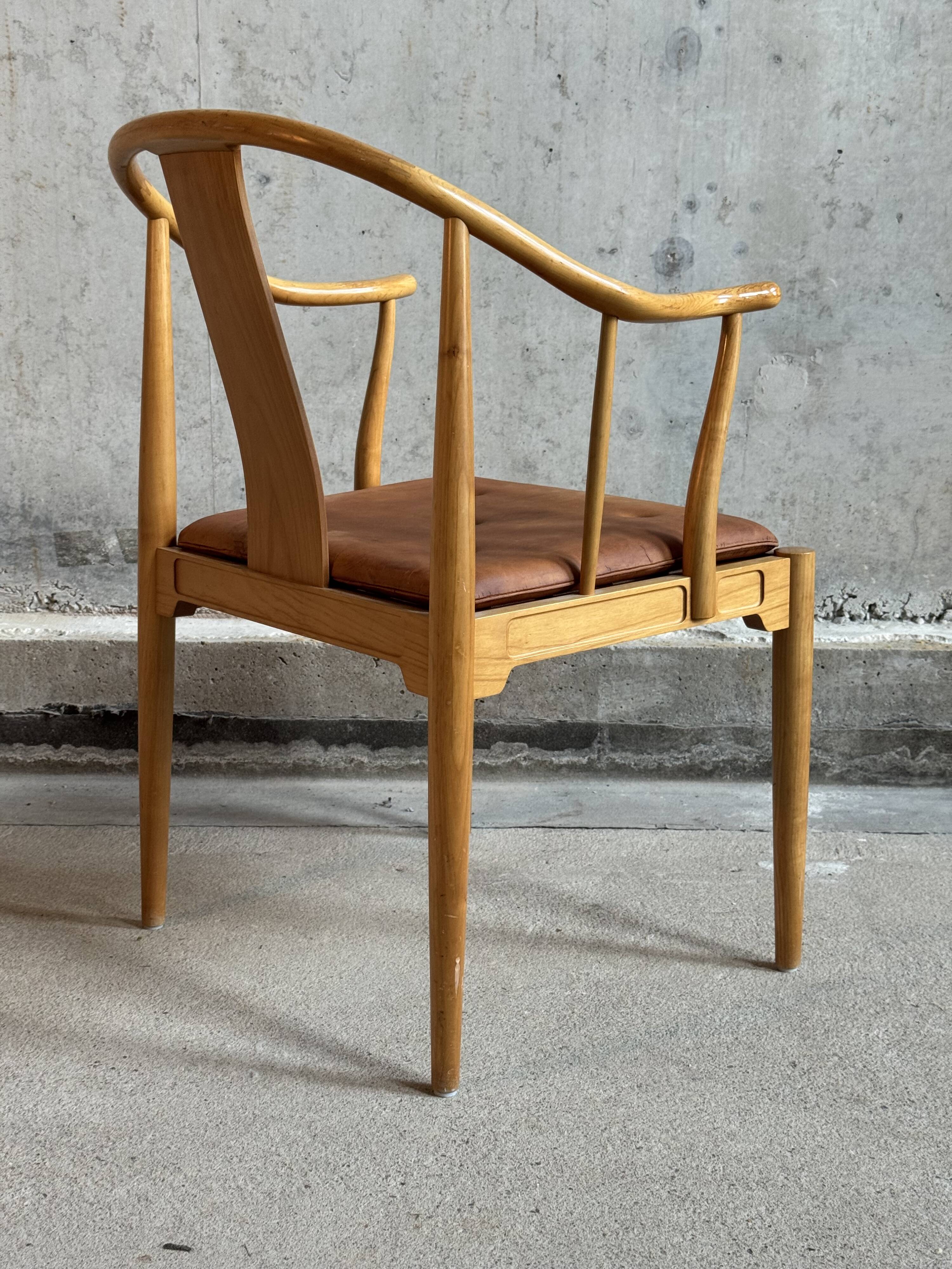 Chaise FH4283 de Hans J Wegner pour Fritz Hansen