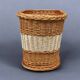 Panier corbeille vintage en osier et scoubidou