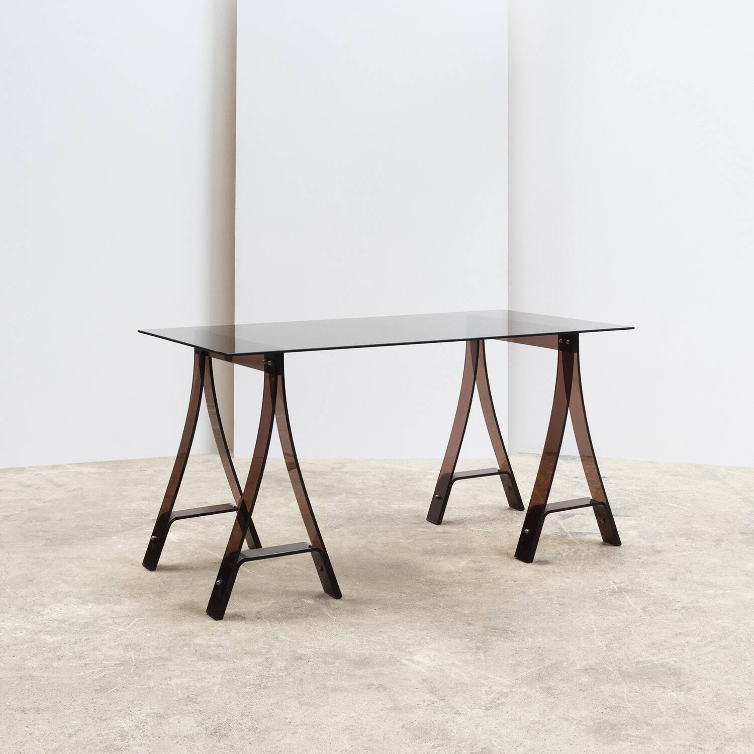 Marcello gacita & pierre tiberi desk